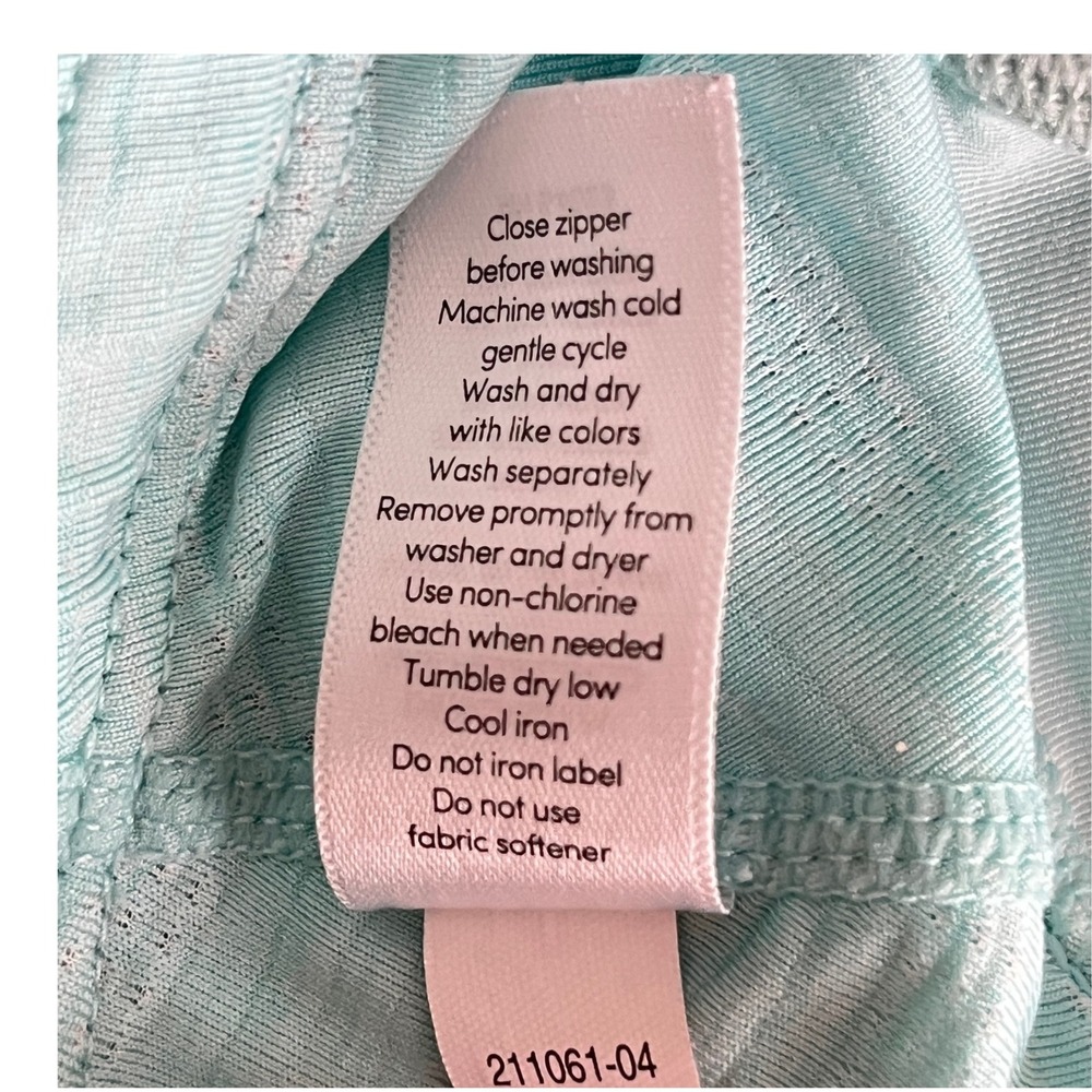 Athleta Womens XL Aqua Tiered Ruffle Tennis Golf Skort Striped Athletic - Picture 11 of 13